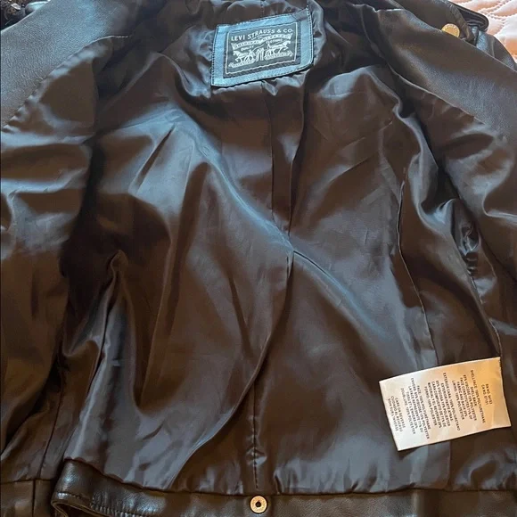 Levi’s Faux Leather Moto Belted Jacket - Picture 10 of 10